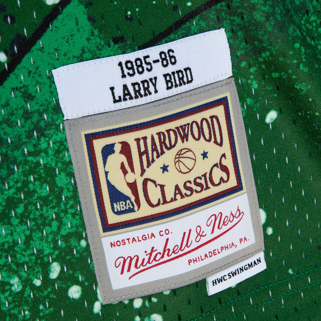 Boston Celtics NBA Mitchell & Ness Larry Bird 1985 Hyper Hoops Swingman Jersey - Green