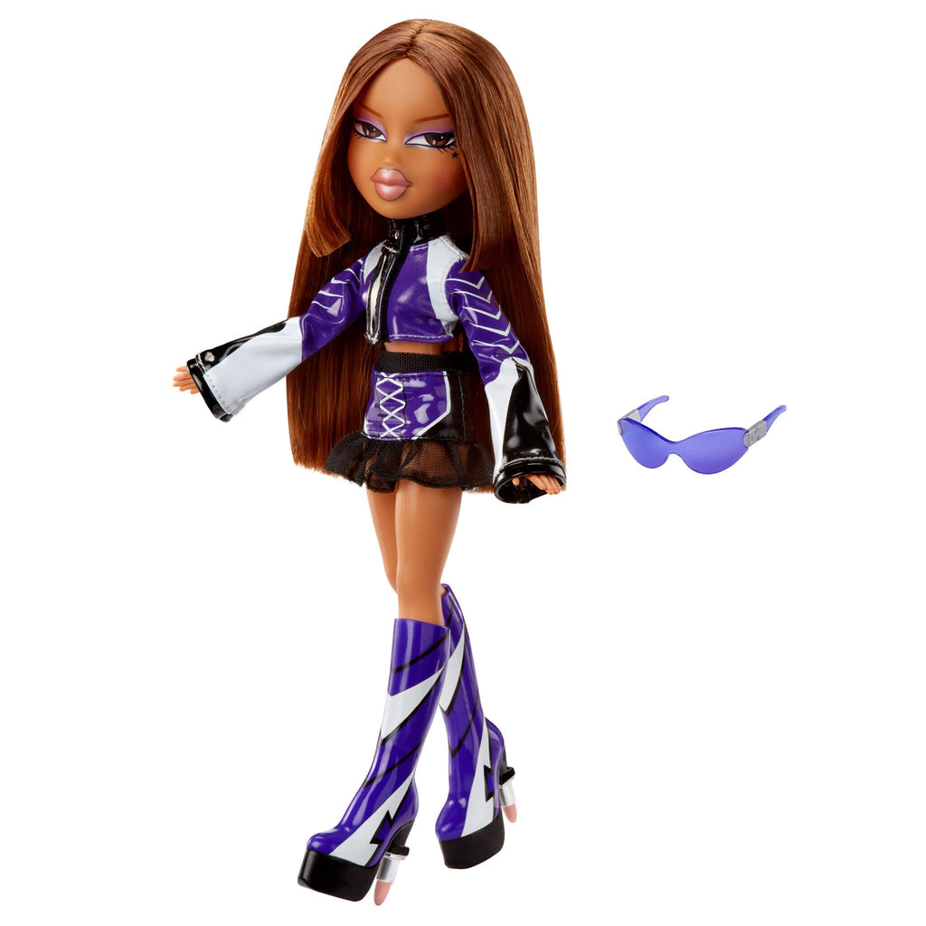 Bratz Scorchin' Doll - Yasmin
