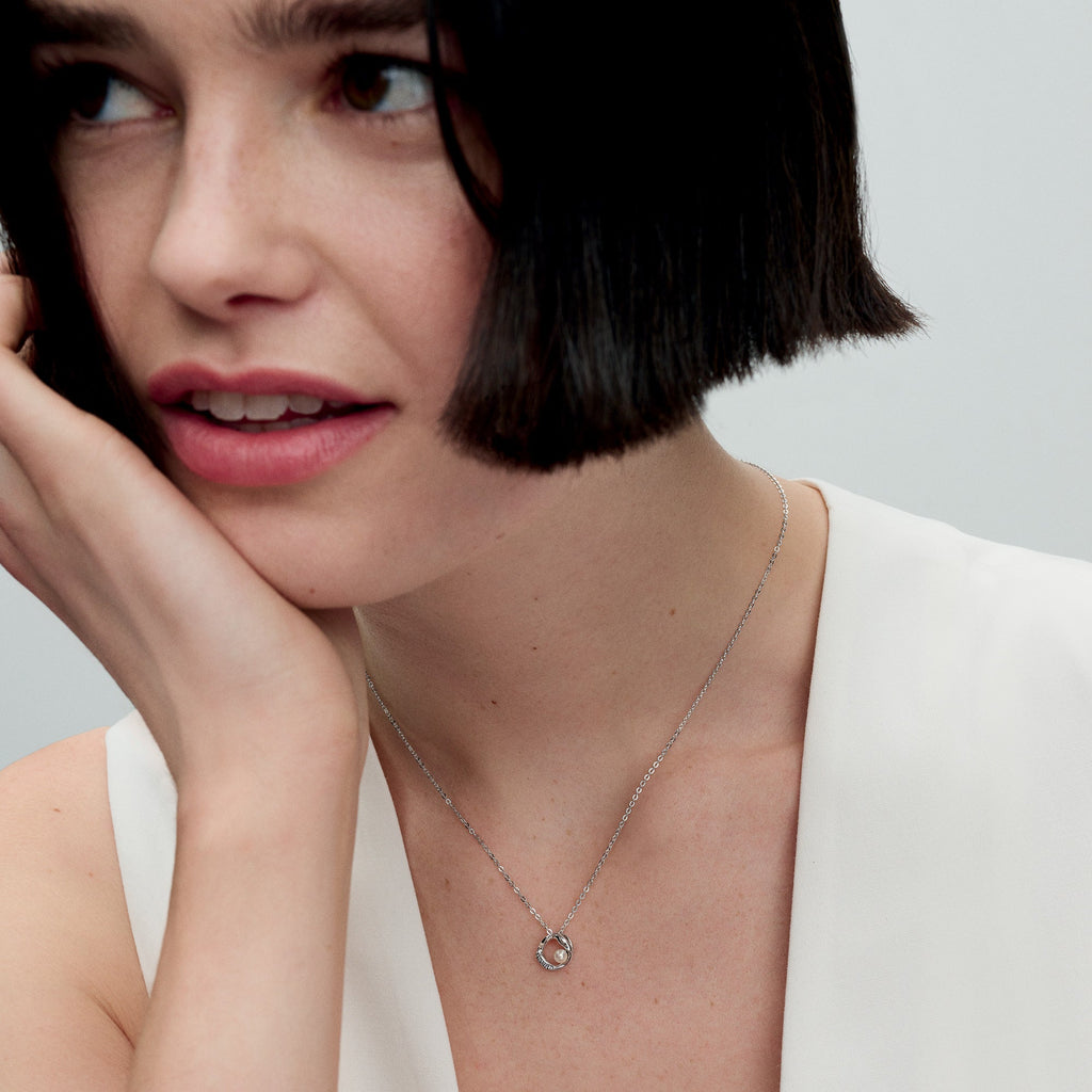 PANDORA Organically Shaped Pavé Circle And Treated Freshwater Cultured Pearl Collier Necklace Sterling Silver Necklaces Pendant Necklace Jewelry Gift