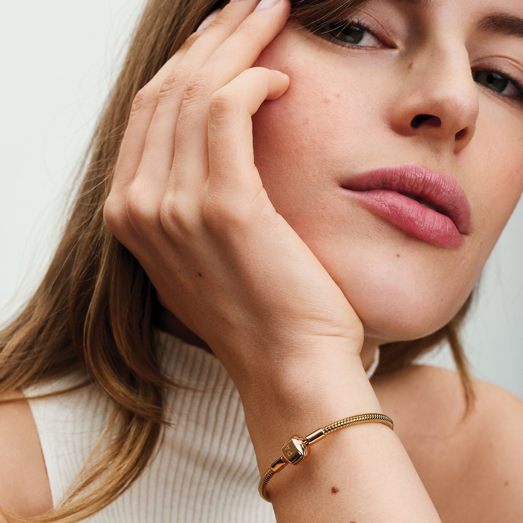 PANDORA Barrel Clasp Snake Chain Bracelet 14K Gold Plated Unique Metal Blend Bracelets Jewelry Gift