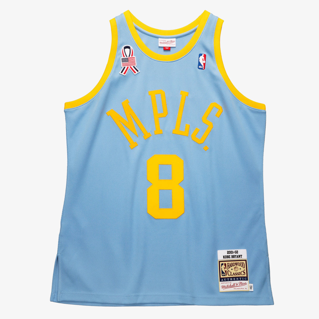Los Angeles Lakers NBA Men's Mitchell & Ness Kobe Bryant Powder Blue 2001/02 Hardwood Classics Authentic Player Jersey