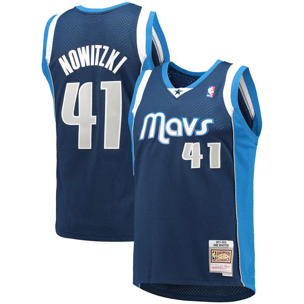 Dallas Mavericks NBA Men's Mitchell & Ness Dirk Nowitzki Navy 2011/12 Hardwood Classics Swingman Jersey
