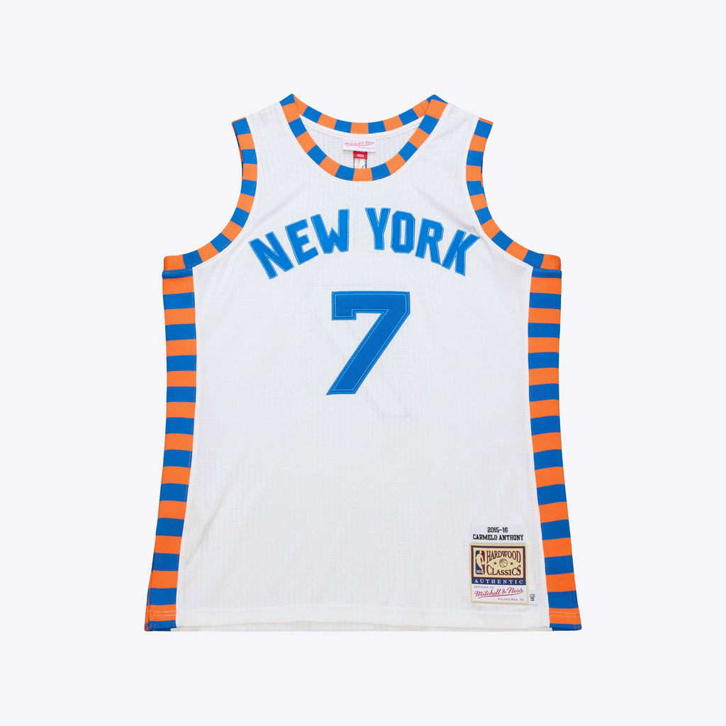 New York Knicks NBA Men's Mitchell & Ness Carmelo Anthony White 2015-16 Hardwood Classics Authentic Jersey