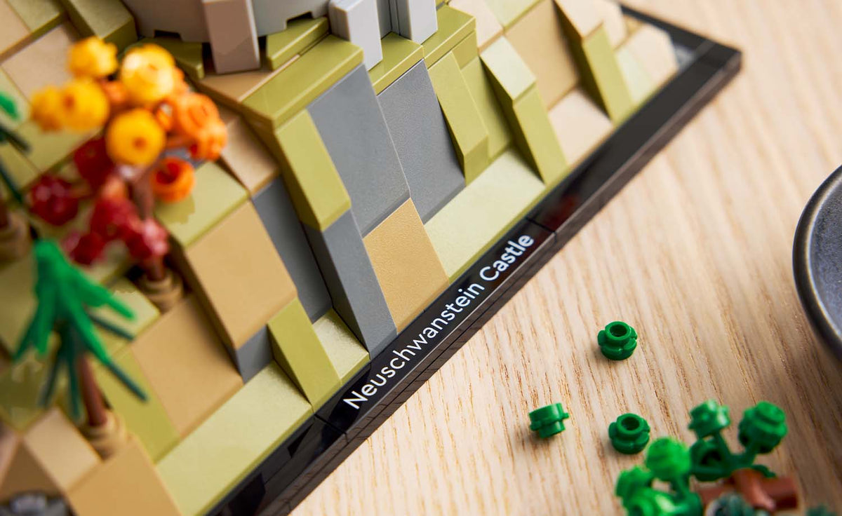 LEGO Architecture Neuschwanstein Castle | 21063