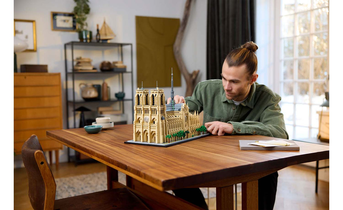 LEGO Architecture Notre-Dame de Paris | 21061